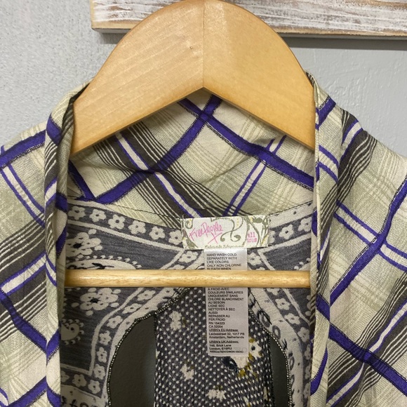 Free People Wrap O/S - Picture 2 of 3